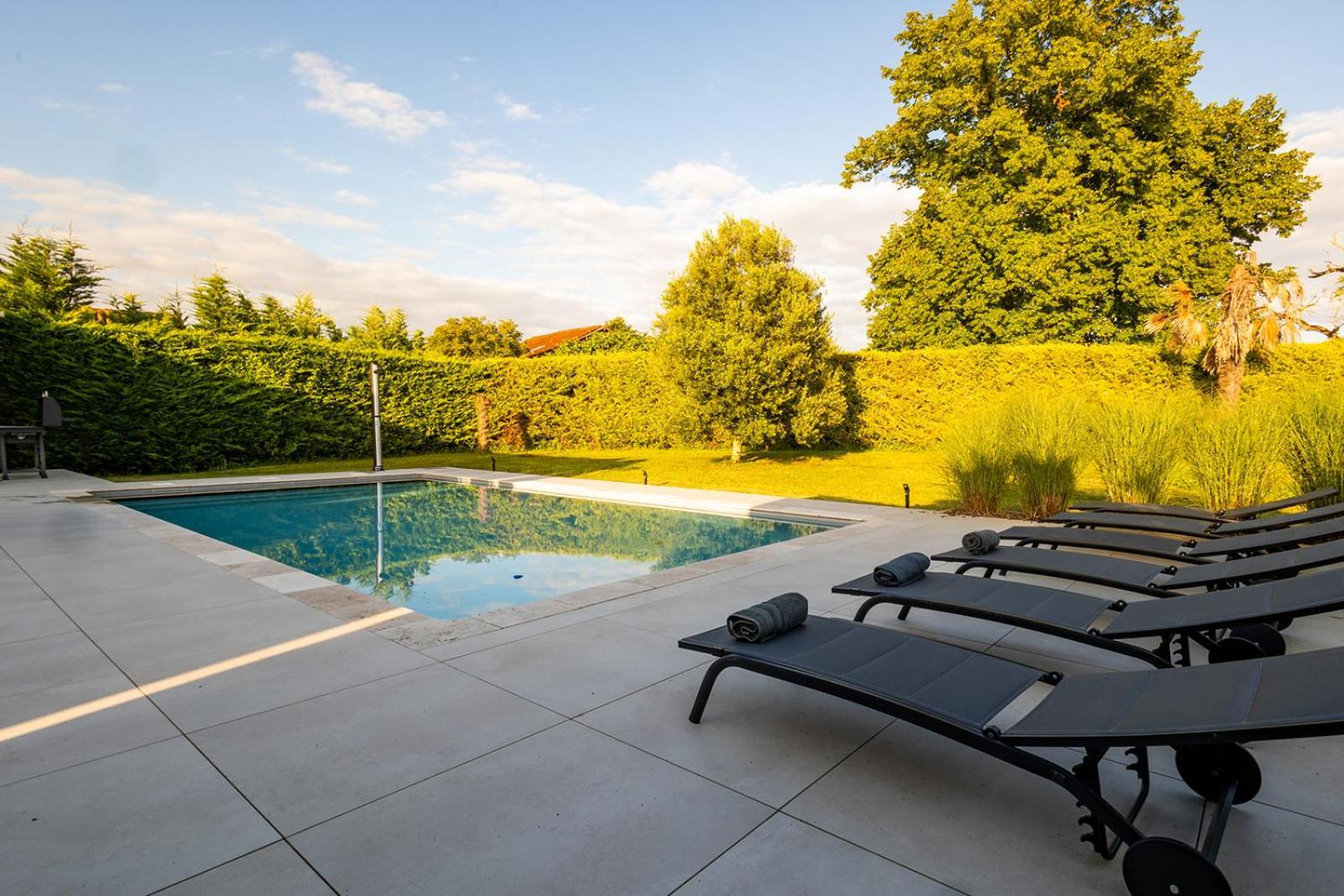 Villa Au Petit Bonheur Avec Clim - Hameau Au Calme - Piscine Chauffee - Petanque Moncrabeau Екстериор снимка